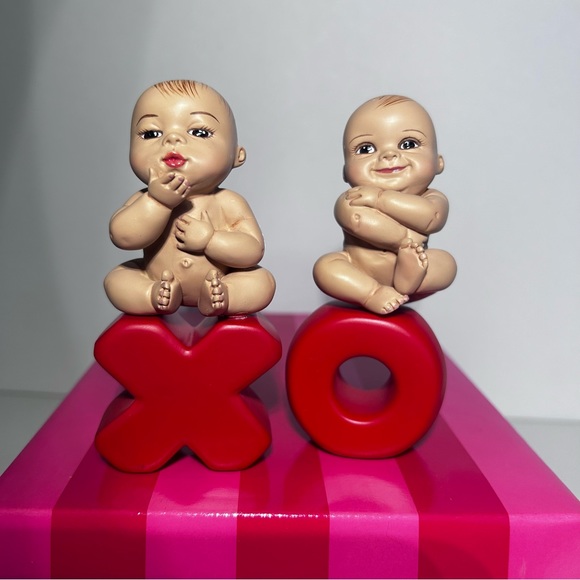 Marie Osmond fine Collectible Baby Valentine Hugs & Kisses New In Box - Picture 2 of 8